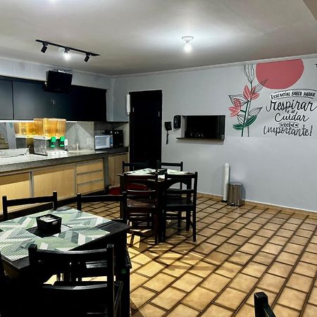 Hotel Castro Itumbiara Bagian luar foto