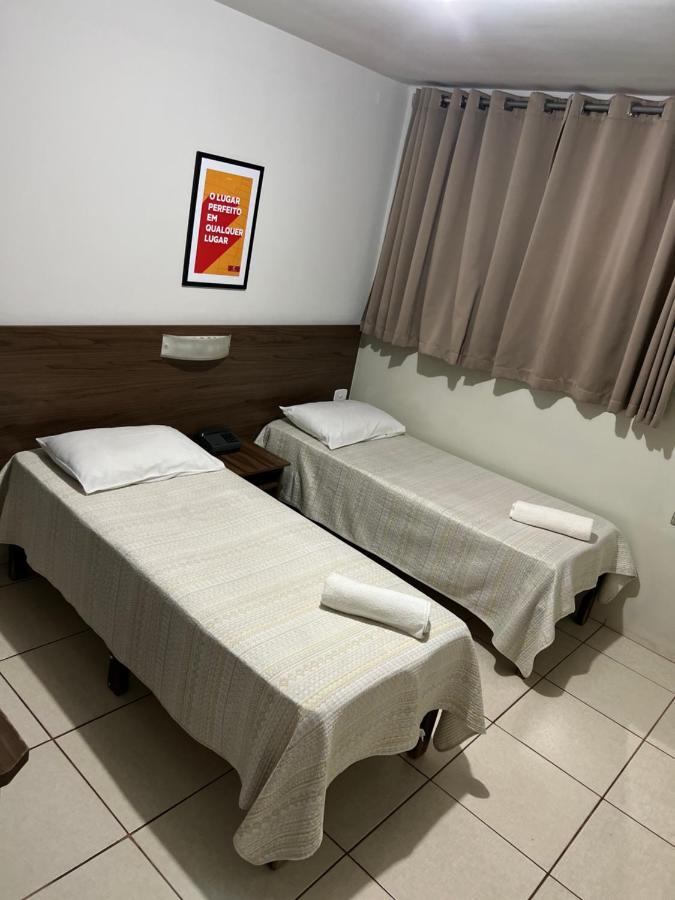 Hotel Castro Itumbiara Bagian luar foto
