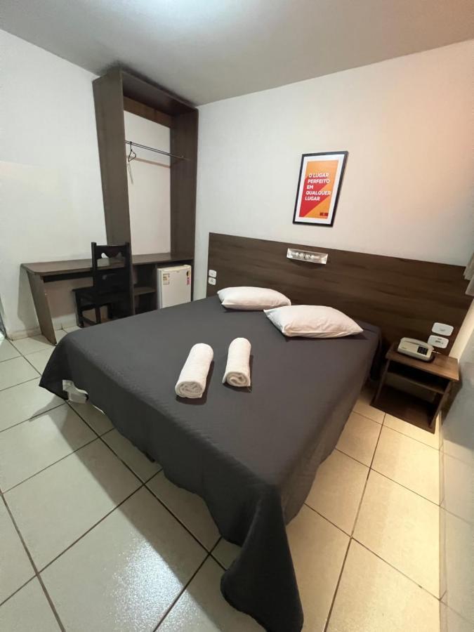 Hotel Castro Itumbiara Bagian luar foto
