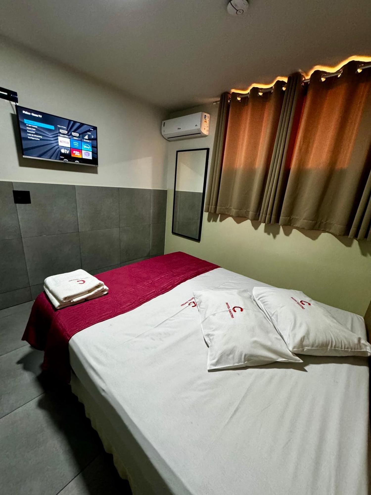 Hotel Castro Itumbiara Bagian luar foto